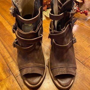 Freebird Ankle Sandals